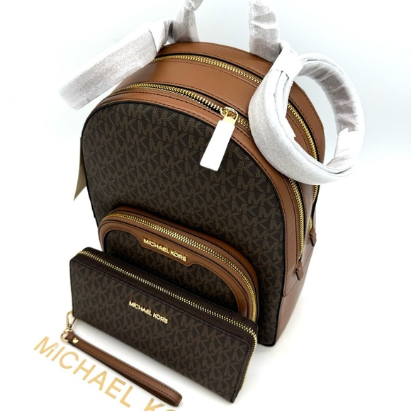 Michael Kors Jaycee Medium Backpack & Continental Wallet Wristlet Brown/Gold main image 11